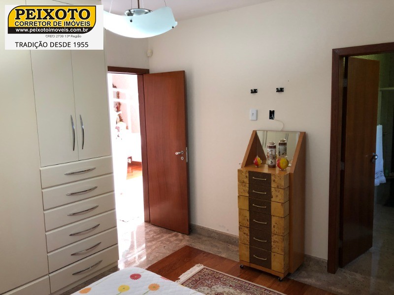 Casa à venda com 5 quartos, 350m² - Foto 158