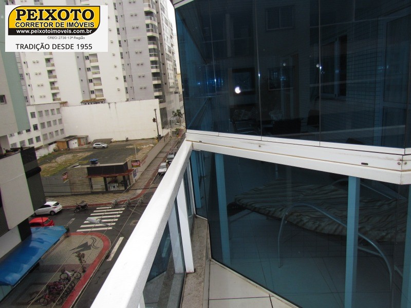 Apartamento à venda com 3 quartos, 160m² - Foto 23