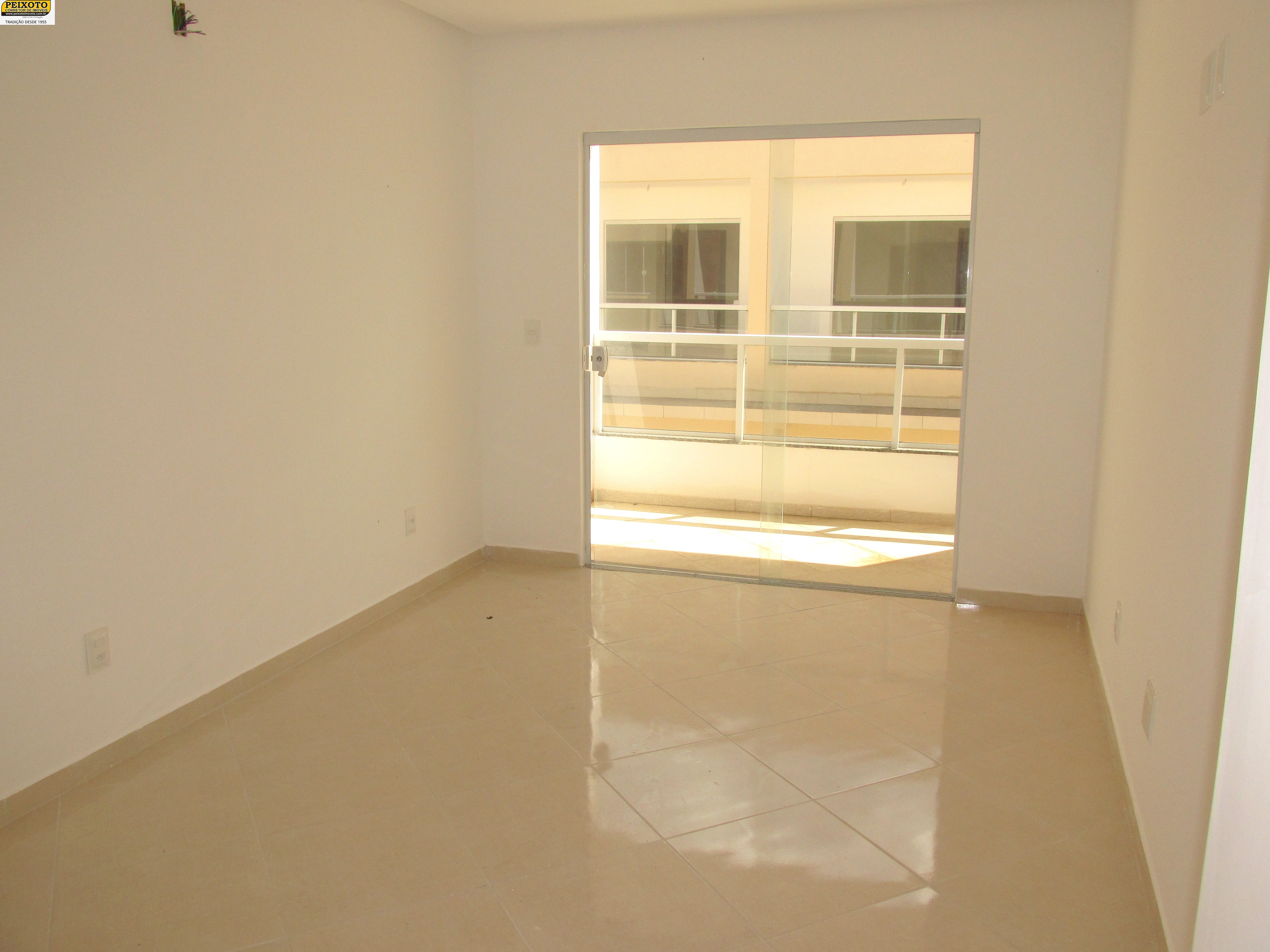 Casa à venda com 2 quartos, 79m² - Foto 11