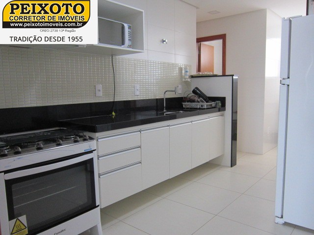 Apartamento à venda com 3 quartos, 115m² - Foto 32