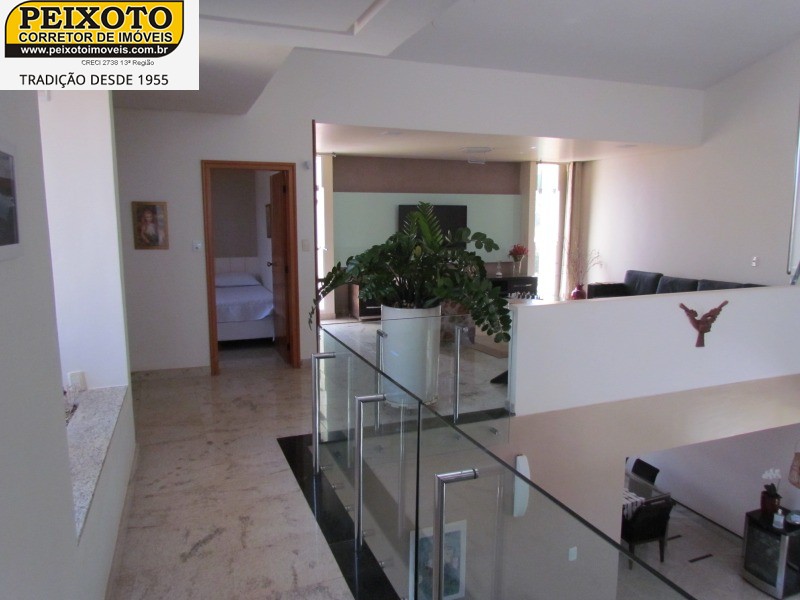 Casa à venda com 8 quartos, 750m² - Foto 150