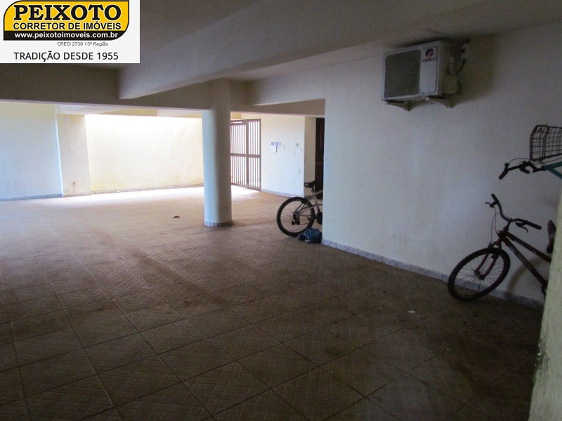 Casa à venda com 8 quartos, 750m² - Foto 282