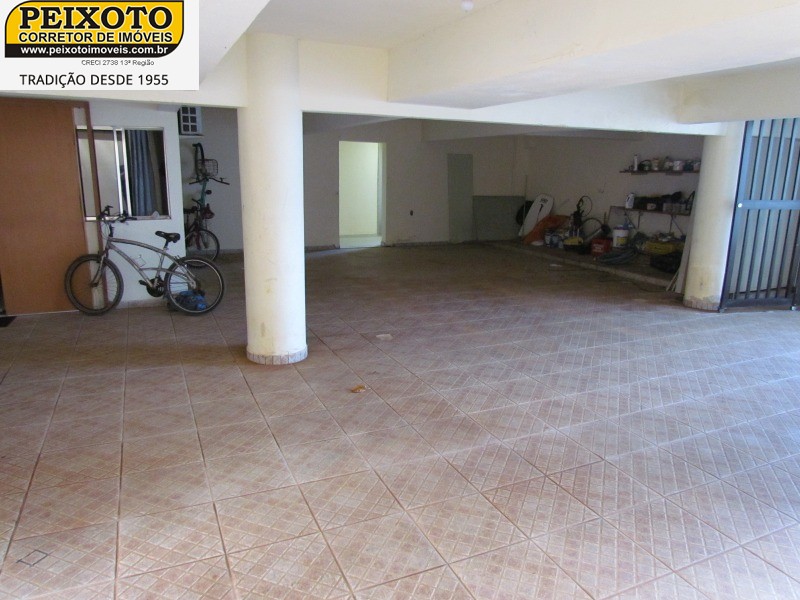 Casa à venda com 8 quartos, 750m² - Foto 286