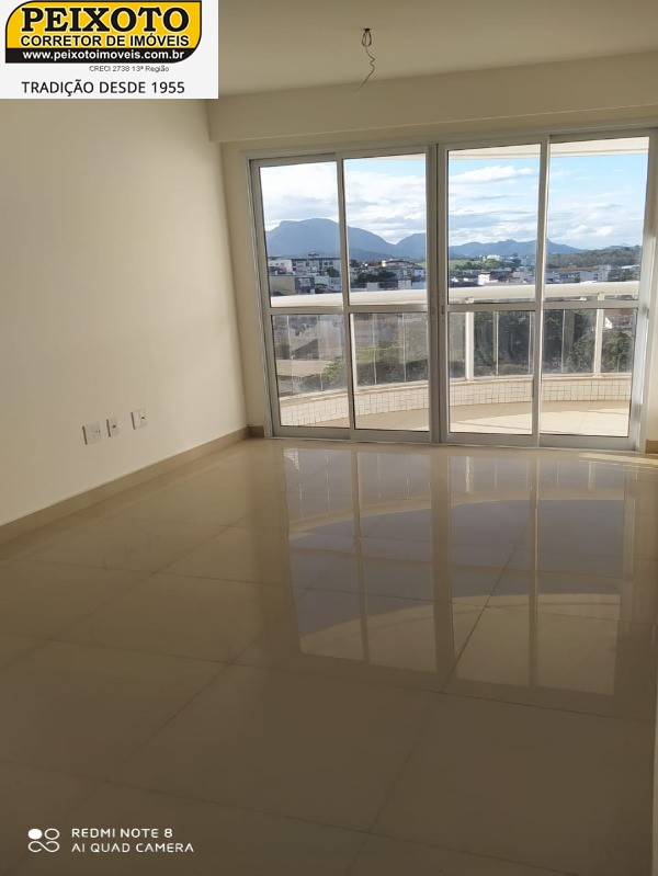 Apartamento à venda com 2 quartos, 70m² - Foto 1