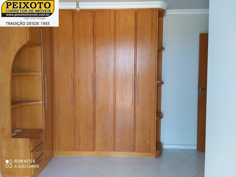 Apartamento à venda com 3 quartos, 118m² - Foto 12