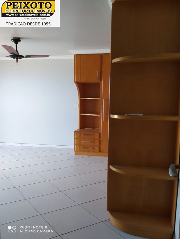 Apartamento à venda com 3 quartos, 118m² - Foto 17