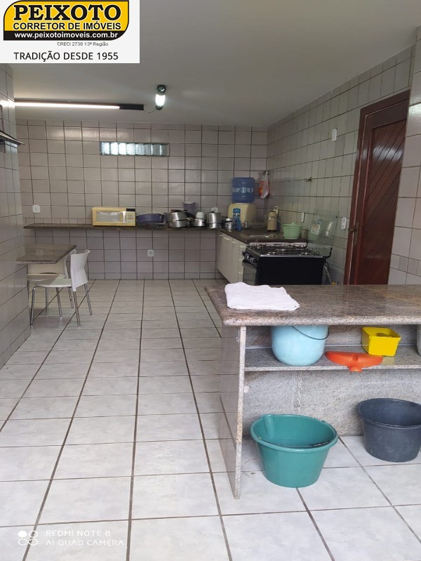 Apartamento à venda com 4 quartos, 220m² - Foto 2