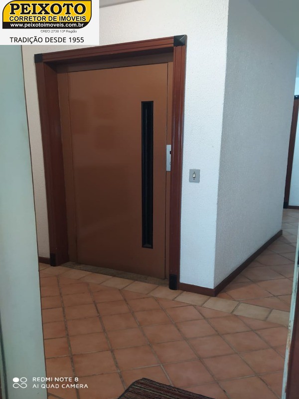 Apartamento à venda com 4 quartos, 220m² - Foto 13