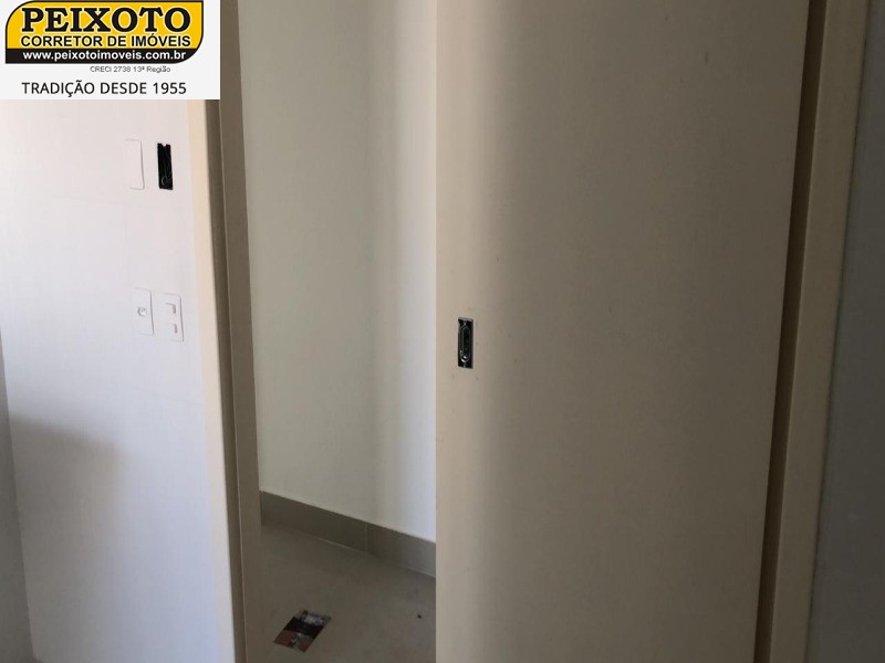 Apartamento à venda com 3 quartos, 65m² - Foto 13