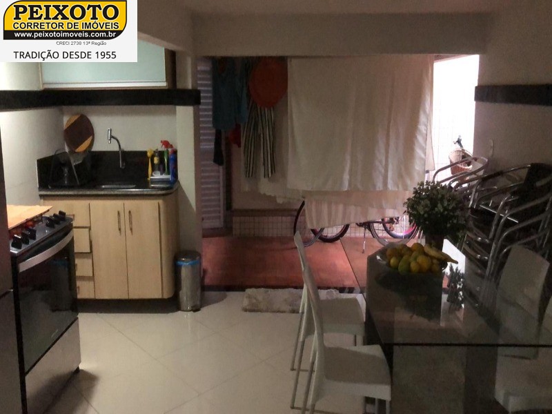 Casa à venda com 4 quartos, 600m² - Foto 15