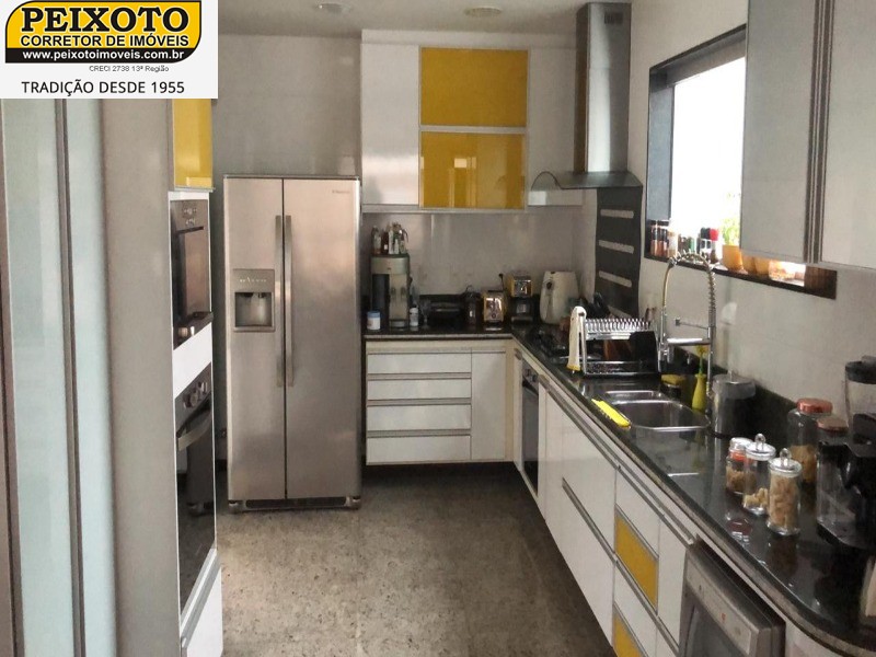 Casa à venda com 4 quartos, 600m² - Foto 32