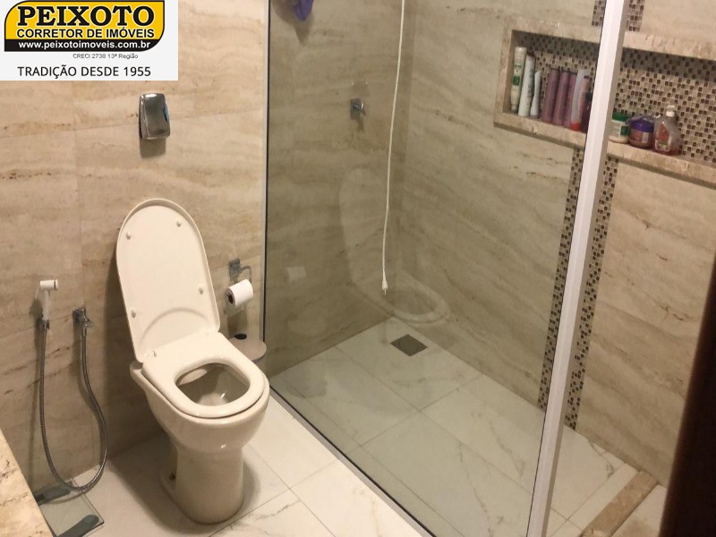 Casa à venda com 4 quartos, 600m² - Foto 39