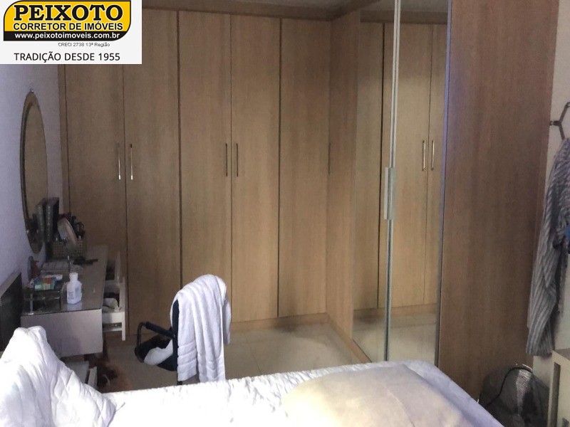 Casa à venda com 4 quartos, 600m² - Foto 49