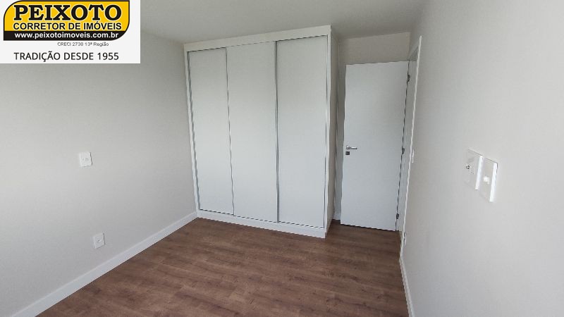 Apartamento à venda com 2 quartos, 84m² - Foto 10