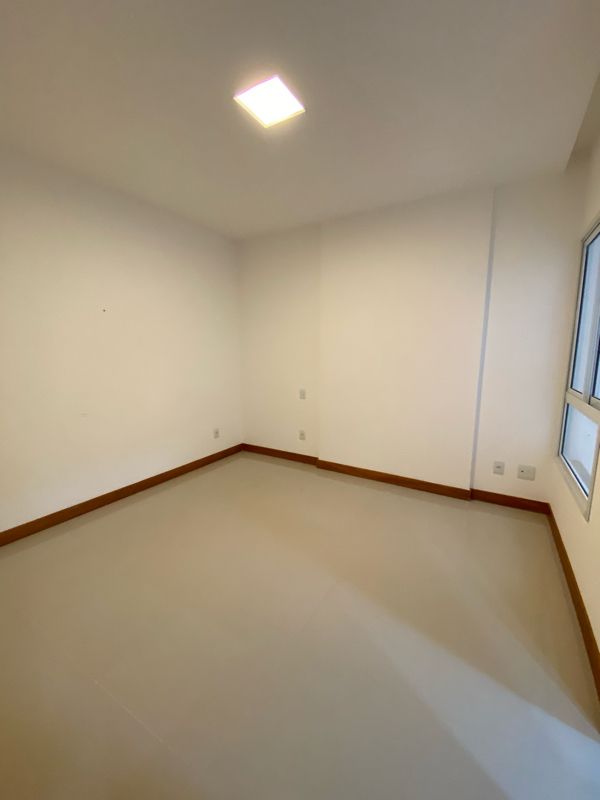 Apartamento à venda com 4 quartos, 205m² - Foto 15