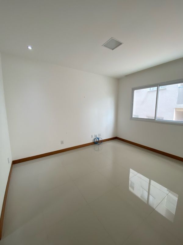 Apartamento à venda com 4 quartos, 205m² - Foto 27