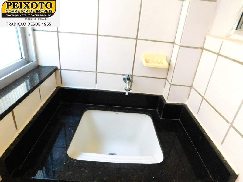 Apartamento à venda com 2 quartos, 71m² - Foto 11