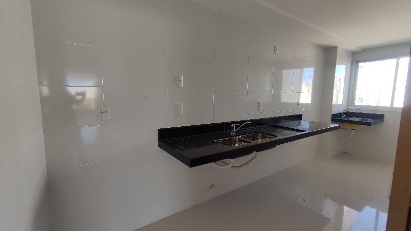 Apartamento à venda com 3 quartos, 101m² - Foto 9