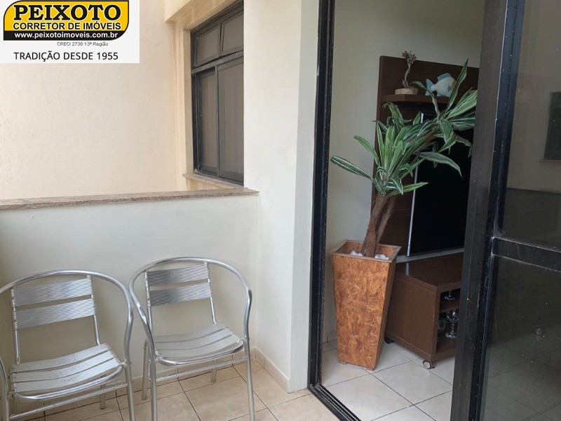 Apartamento à venda com 3 quartos, 120m² - Foto 13