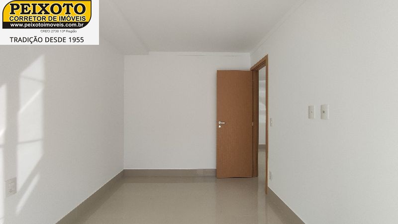 Apartamento à venda com 2 quartos, 123m² - Foto 2