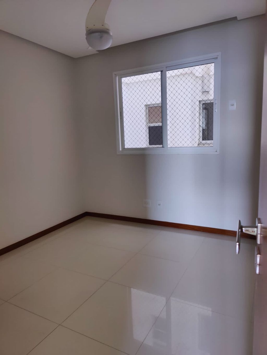 Apartamento à venda com 3 quartos, 114m² - Foto 6