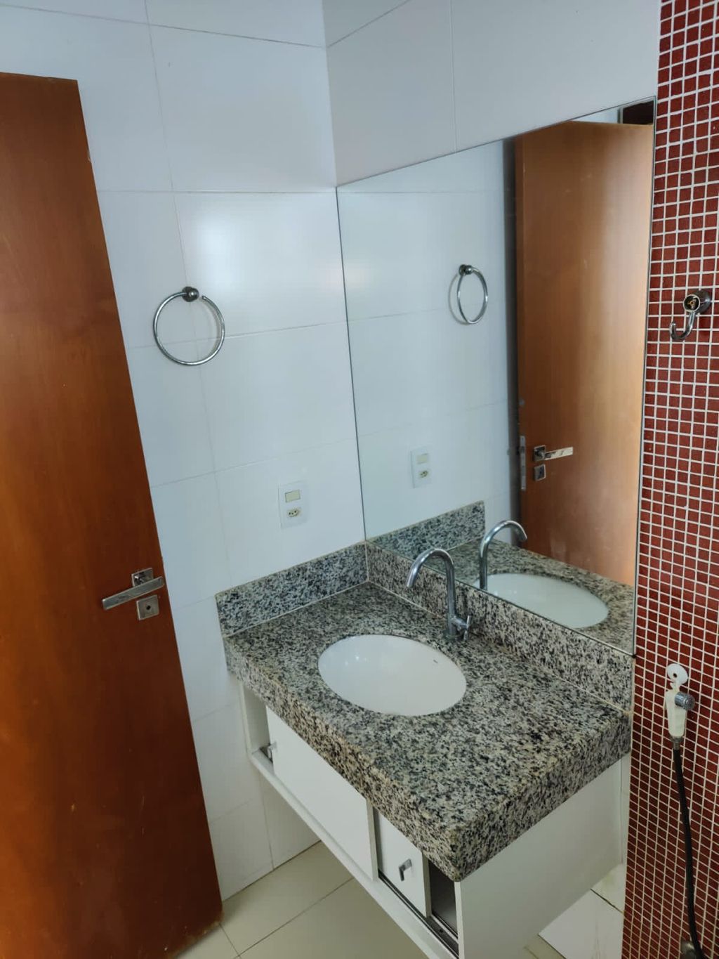 Apartamento à venda com 3 quartos, 114m² - Foto 10