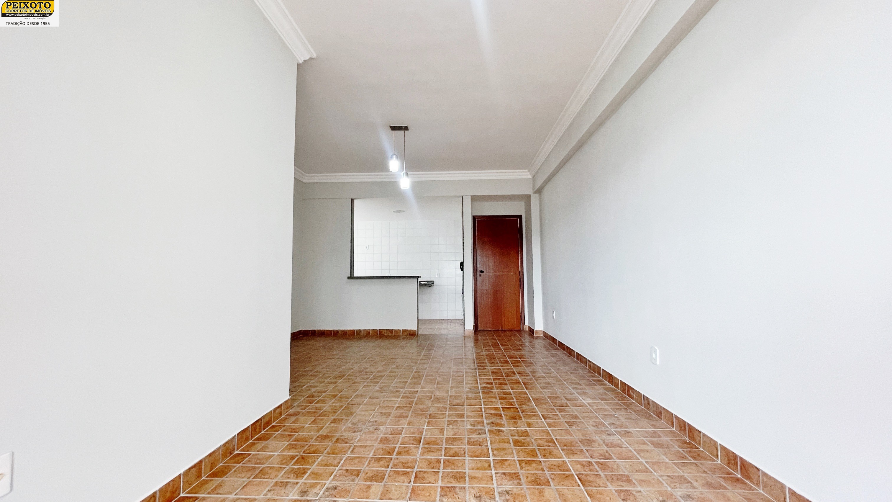 Apartamento à venda com 2 quartos, 79m² - Foto 3