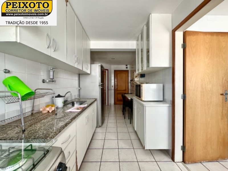 Apartamento à venda com 3 quartos, 125m² - Foto 9