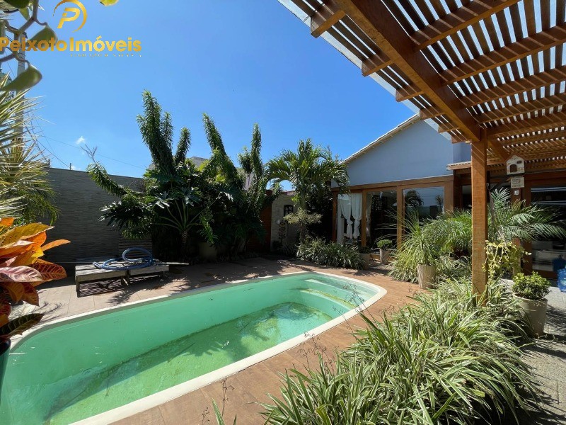 Casa, 3 quartos, 250 m² - Foto 1