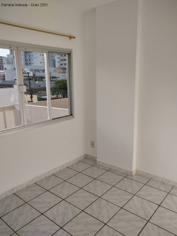 Apartamento à venda e aluguel com 1 quarto, 39m² - Foto 4