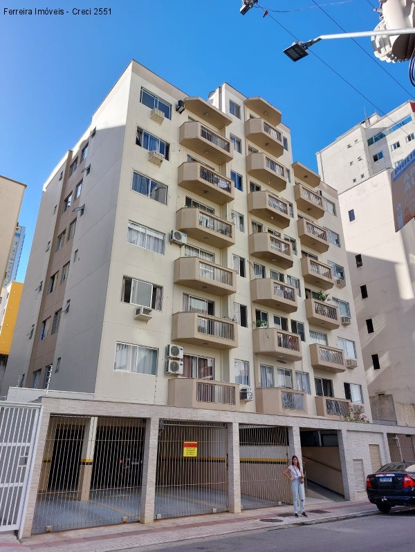 Apartamento para alugar com 1 quarto, 35m² - Foto 1