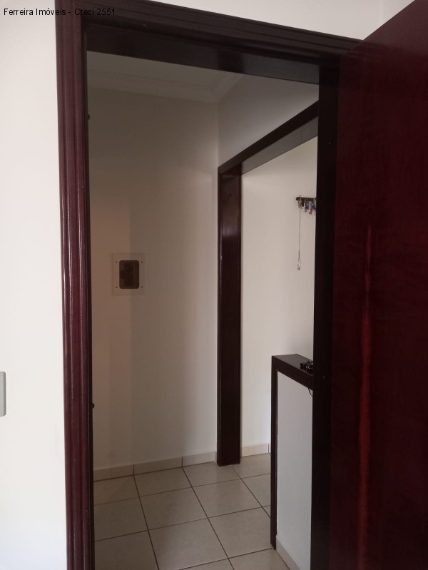 Casa à venda com 3 quartos, 240m² - Foto 23