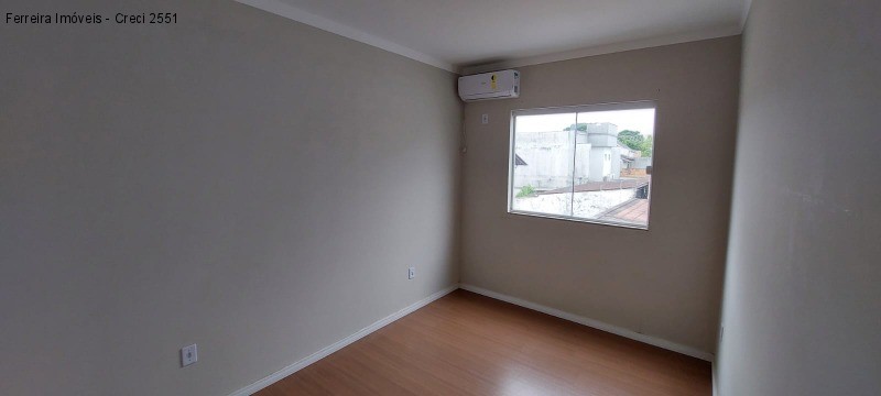 Apartamento para alugar com 2 quartos, 55m² - Foto 13