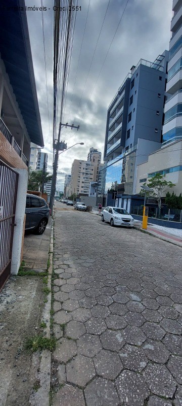 Apartamento para alugar com 4 quartos, 150m² - Foto 3