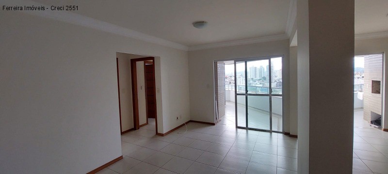 Apartamento para alugar com 4 quartos, 150m² - Foto 17