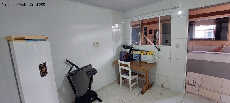 Casa à venda com 3 quartos, 100m² - Foto 24