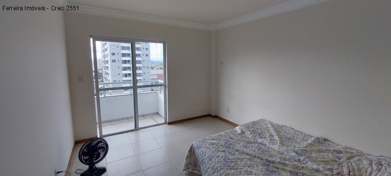 Apartamento para alugar com 4 quartos, 150m² - Foto 25