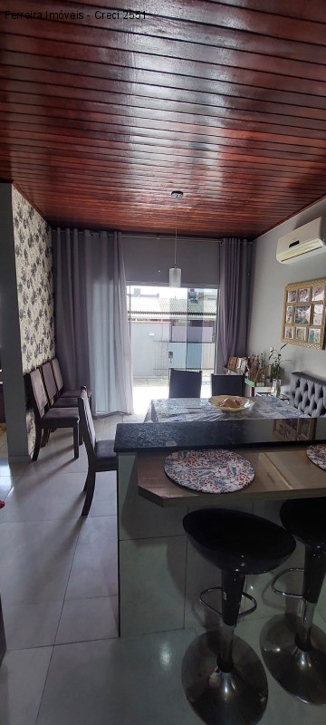 Casa à venda com 3 quartos, 100m² - Foto 13