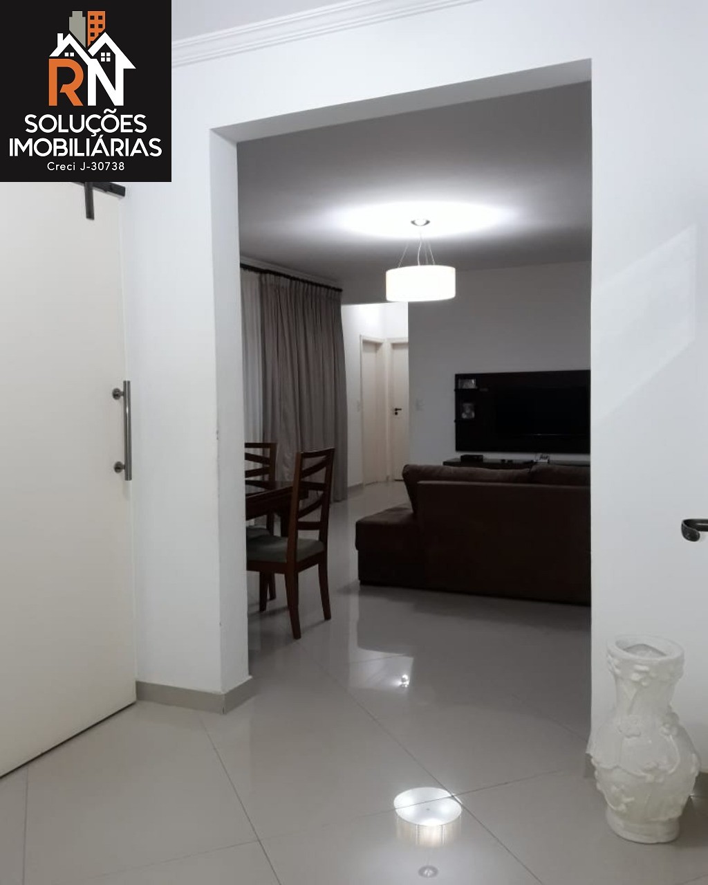 Apartamento à venda com 3 quartos, 95m² - Foto 4