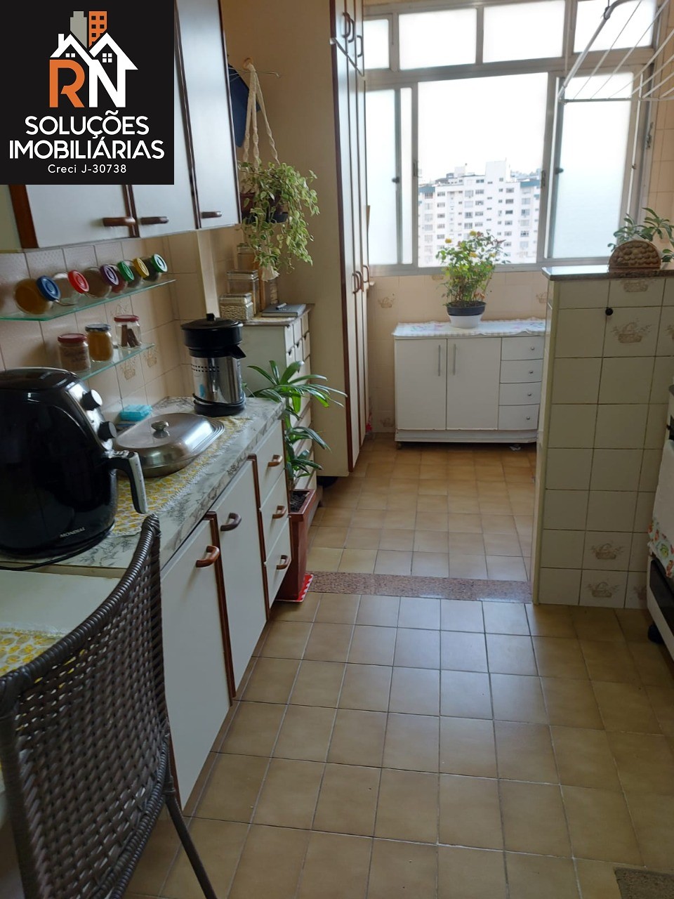 Apartamento à venda com 1 quarto, 54m² - Foto 2