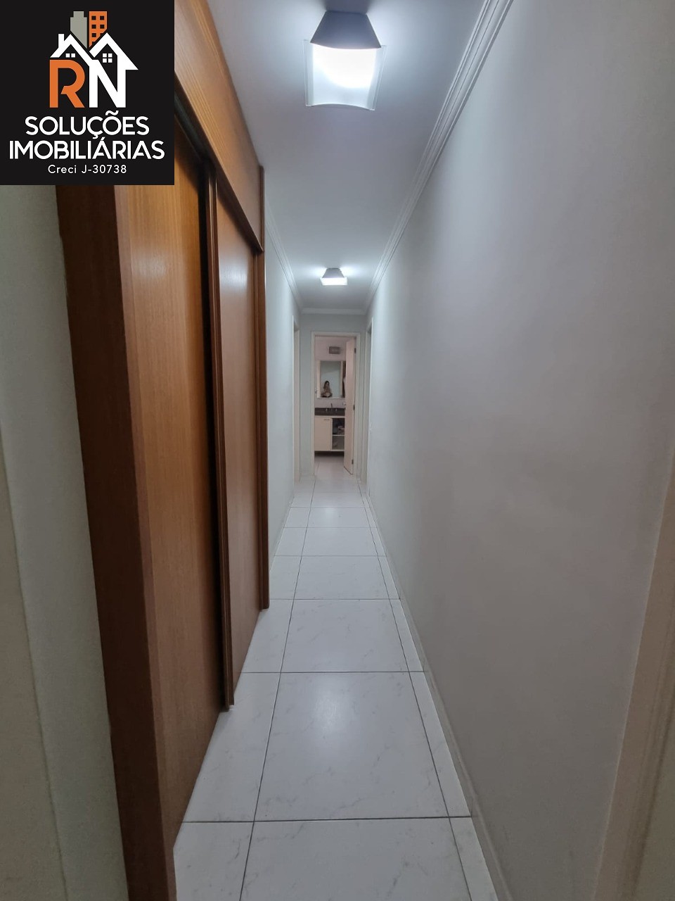 Apartamento para alugar com 3 quartos, 180m² - Foto 19