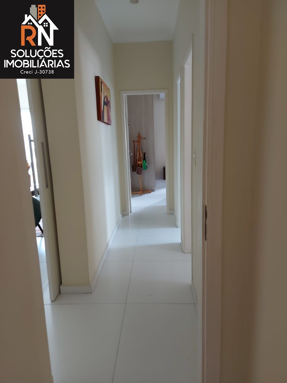 Apartamento à venda com 3 quartos, 139m² - Foto 3