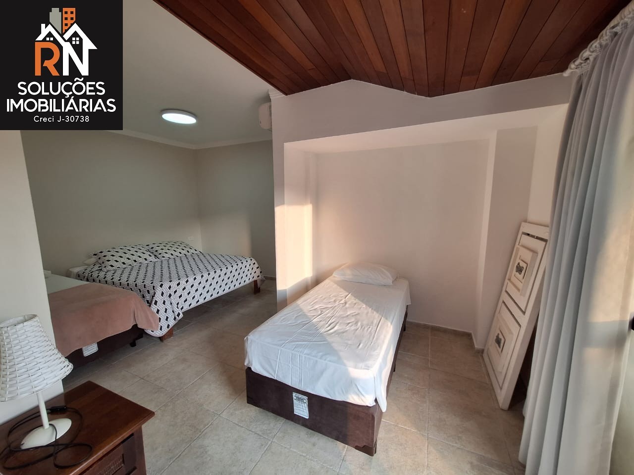 Apartamento para alugar com 3 quartos, 180m² - Foto 14