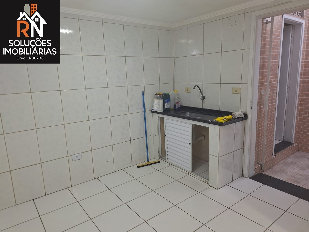 Sobrado para alugar com 2 quartos, 140m² - Foto 13