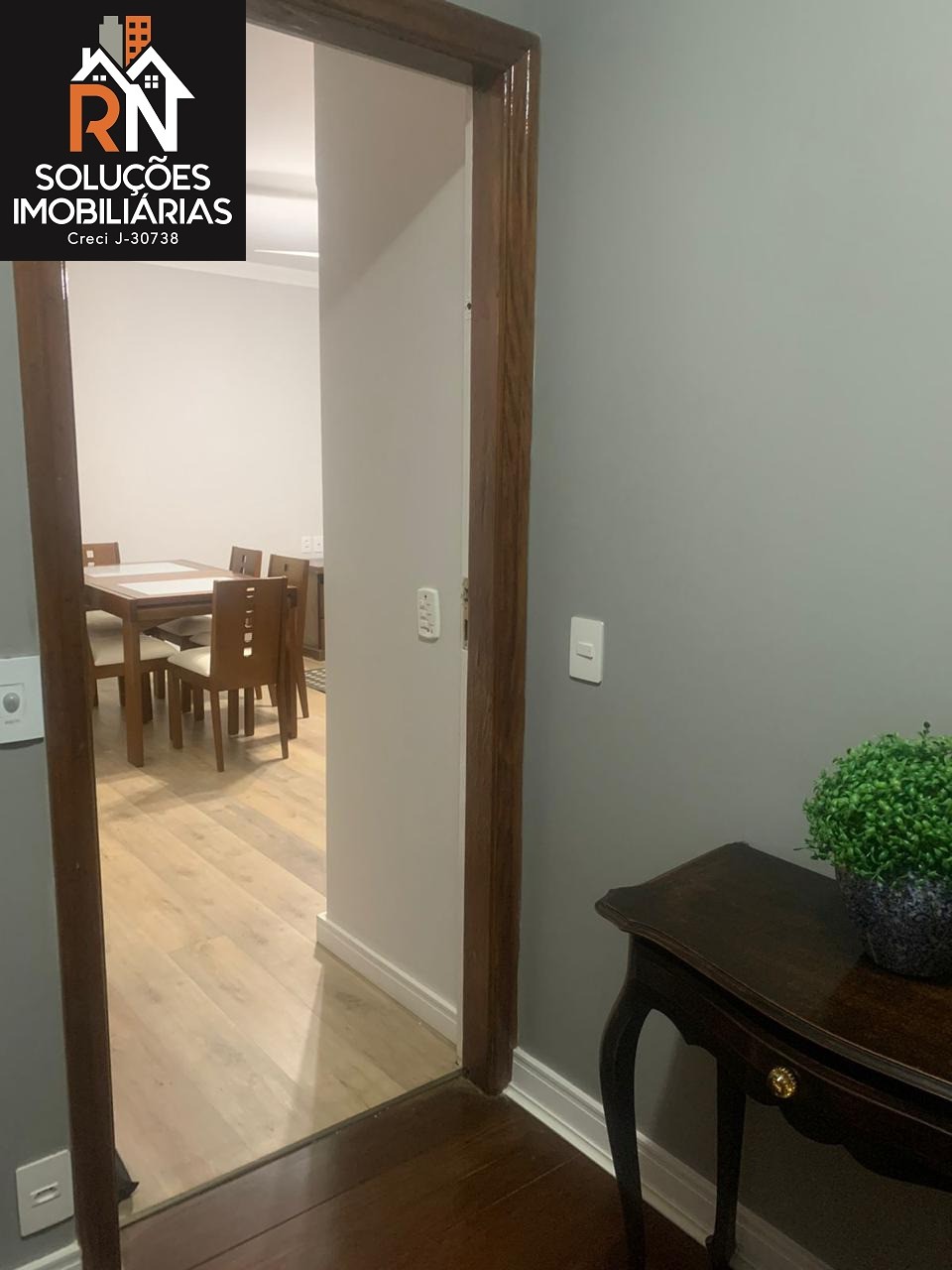 Apartamento para alugar com 2 quartos, 113m² - Foto 2