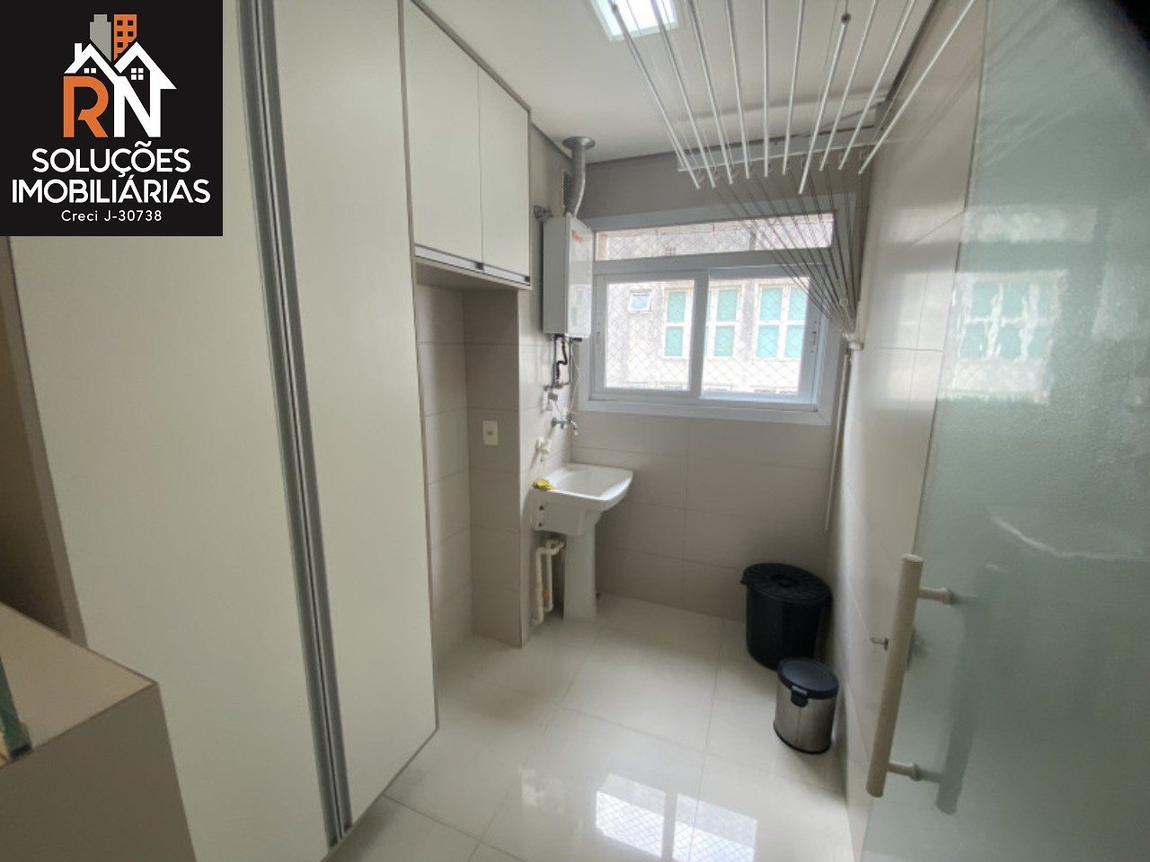 Apartamento à venda com 2 quartos, 121m² - Foto 5