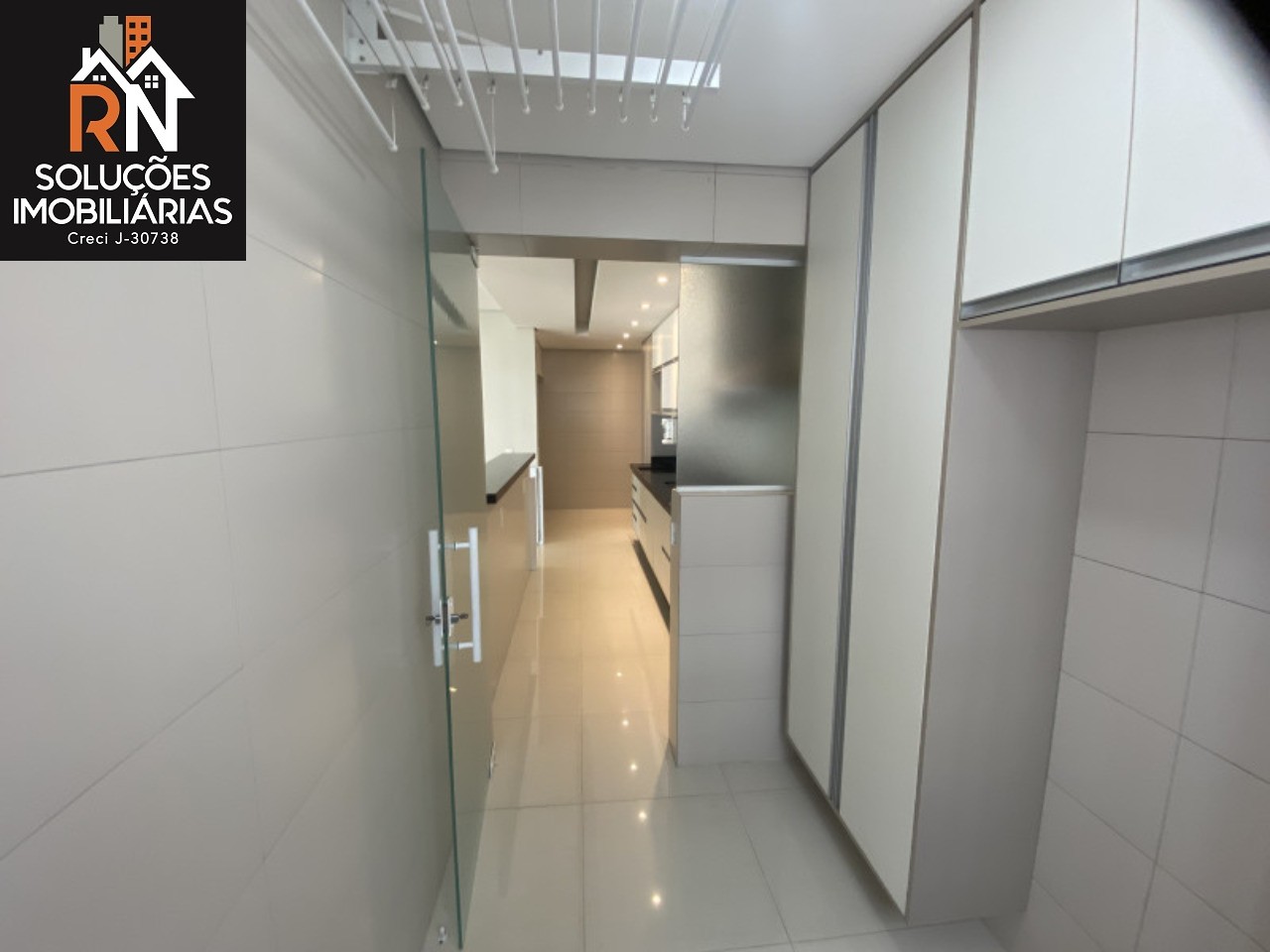 Apartamento à venda com 2 quartos, 121m² - Foto 6