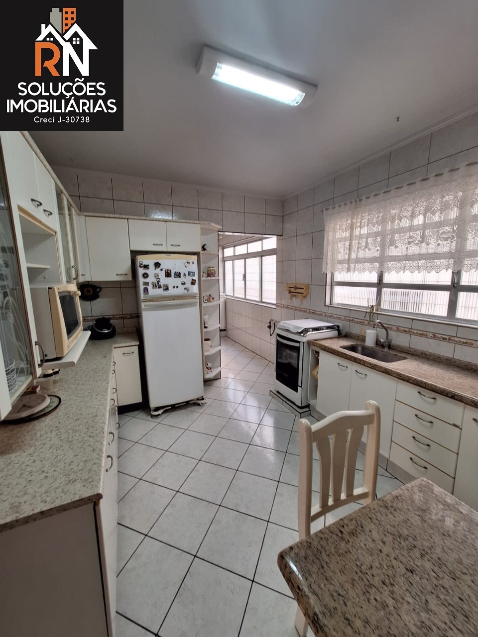 Apartamento à venda e aluguel com 3 quartos, 110m² - Foto 18