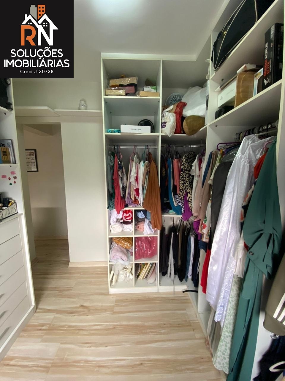 Apartamento à venda com 2 quartos, 96m² - Foto 10