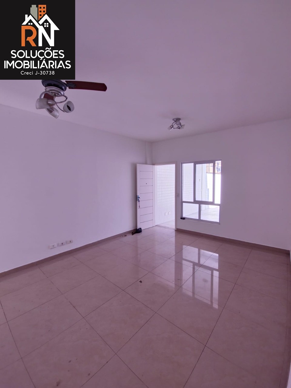 Casa à venda com 2 quartos, 103m² - Foto 16